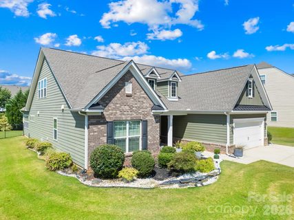 16113 Foreleigh Road active home in Lakemont, Huntersville, NC