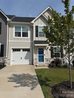 114 Stella Lane active home in Smith Village, Troutman, NC
