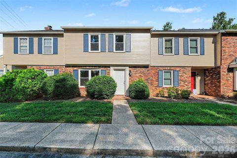 Homes in Westminister Park, Hickory