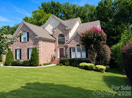 Homes in Hunter Oaks, Waxhaw