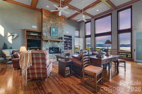 74 Walnut Ridge Lane active home in Eagle Lake, Brevard, NC