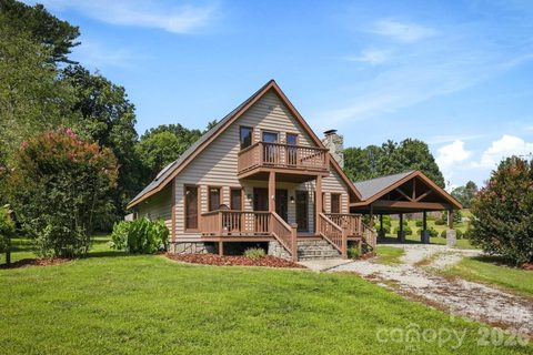 105 Shuffler Road pending home in Council Oaks, Morganton, NC