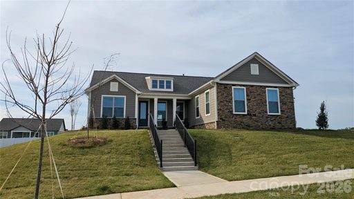 1628 Dresden Drive active home in Stoneridge Hills, Rock Hill, SC