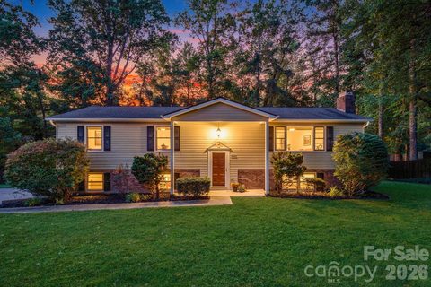 129 Whisperwood Drive active home in Whisperwood, Hendersonville, NC