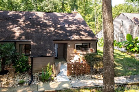 4132 Charlotte Highway active home in Lake Wylie Woods, Lake Wylie, SC