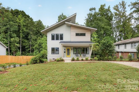 5151 Grafton Drive active home in Shannon Park, Charlotte, NC