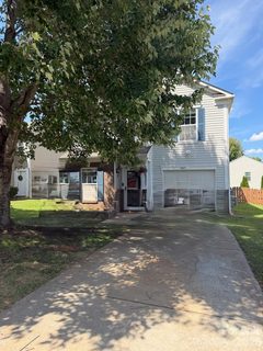5243 Swearngan Road active home in Kyliglen, Charlotte, NC