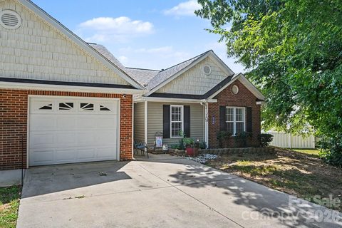 219 Edinburgh Court active townhome in Autumn Woods, Mount Holly, NC