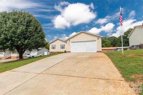 A home in Oakview Estates