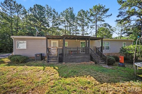 A home in Lynn Ridge