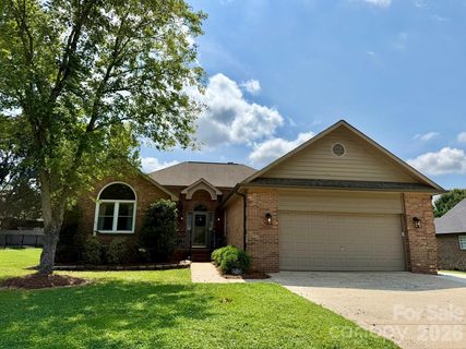 A home in Chestnut Ridge