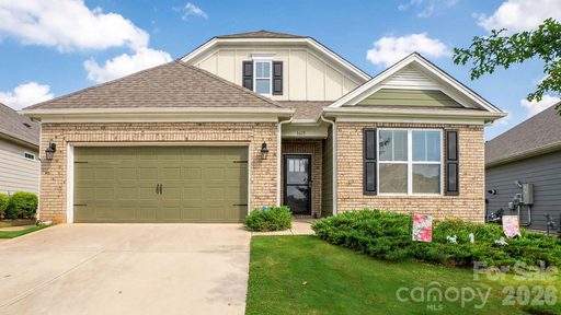 1615 Sweetmoss Loop active home in Wildbrook, Denver, NC