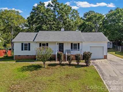 1670 Midbrook Drive pending home in Midbrook, Rock Hill, SC