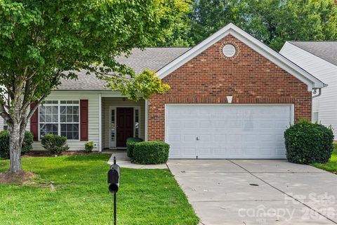 258 Tradition Way active home in Ebenezer Village, Rock Hill, SC