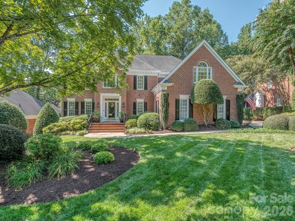 9707 St Barts Lane active home in The Hamptons, Huntersville, NC