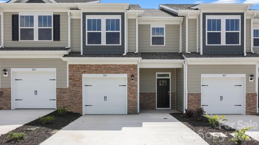 58 Creekview Road pending home in Townes At Stonecrest, Hendersonville, NC