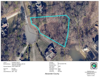00 Lake Forest Drive active lot in River Ridge Run, Taylorsville, NC