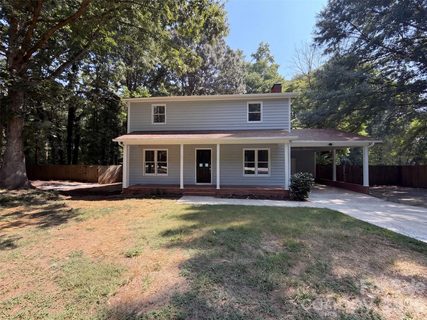 4614 Hickory Grove Road active home in Hickory Lane, Mount Holly, NC