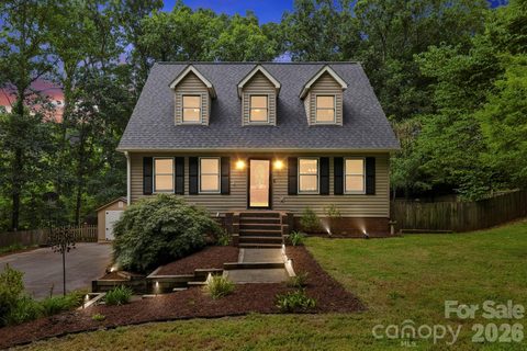 505 Pole Creasman Road pending home in Bent Creek, Asheville, NC