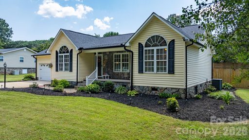 123 Idlebrook Road pending home in Compton Park, Statesville, NC