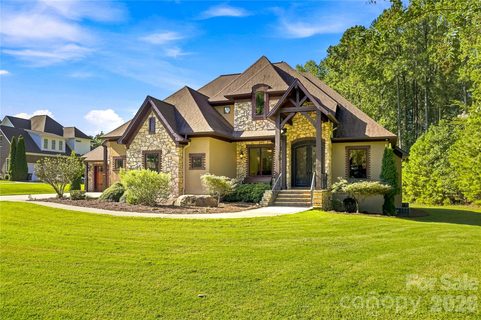 108 Washam Road active home in Washam Point, Mooresville, NC