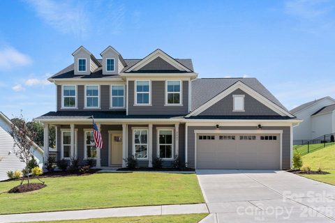 Homes in Forest Creek, Waxhaw