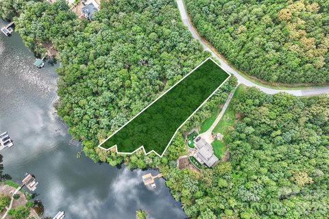 649 Whisper Lake Drive active lot in Heron Bay, New London, NC