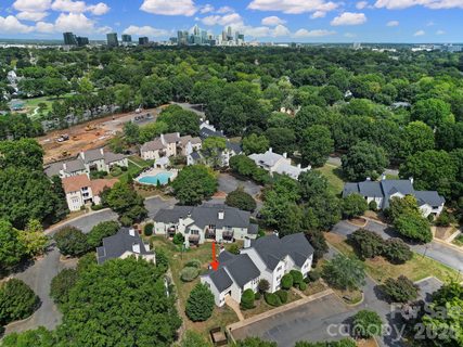 3208 Selwyn Farms Lane active home in Hunters Run, Charlotte, NC