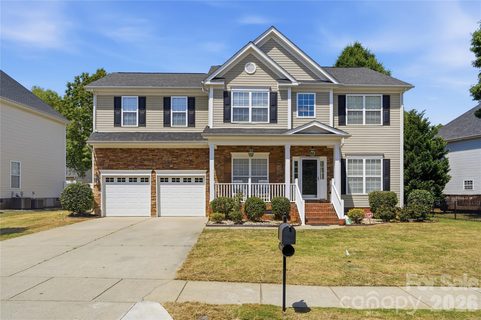 509 Evening Mist Drive active home in Pleasant Glen, Fort Mill, SC