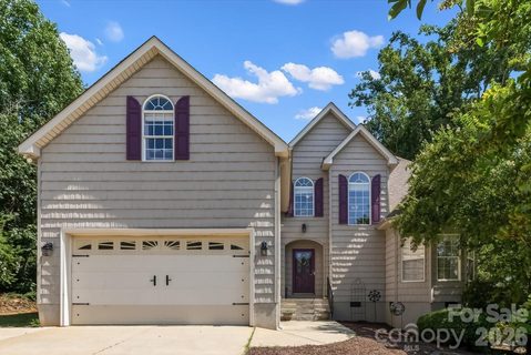 6168 Neptune Drive active home in Stonecroft, Denver, NC