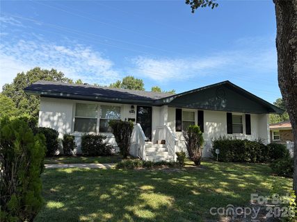 1245 Pondella Drive active home in Hidden Valley, Charlotte, NC