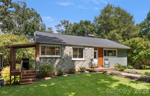 33 Maywood Road active home in Grove Park, Asheville, NC