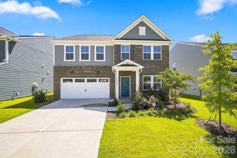 12028 Grinstead Lane active home in Parkside Crossing, Charlotte, NC