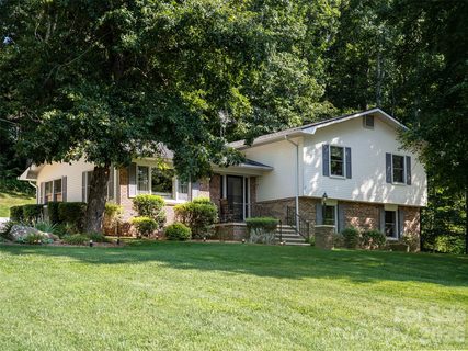 1 Morris Drive active home in Reems Creek Country Estates, Weaverville, NC