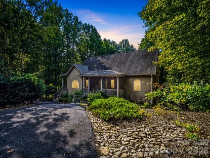 107 Wilkerson Court active home in Shumont Estates, Lake Lure, NC