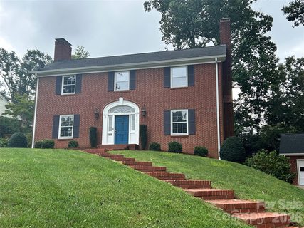 105 Montrose Street active home in Riverside, Morganton, NC