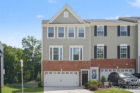 Homes in Tupelo, Gastonia