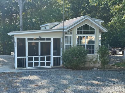 152 Cardinal Drive pending home in Badin Shores Resort, New London, NC