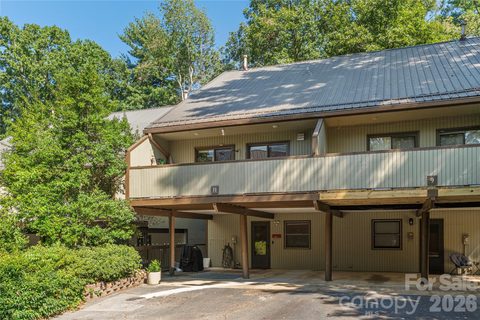 11 Maple Ridge Lane active home in Laurelwood, Asheville, NC