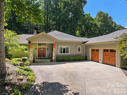 330 Sanctuary Drive pending home in Sanctuary Cove, Waynesville, NC