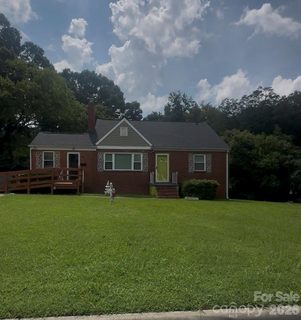 Homes in York, Charlotte