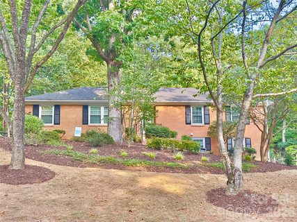 1814 Summerhill Drive