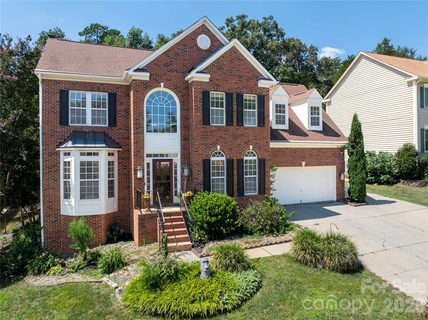 3120 Spring Fancy Lane pending home in Brandon Oaks, Indian Trail, NC