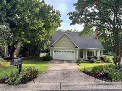 2112 Long Ridge Lane active home in Stoney Pointe, Charlotte, NC