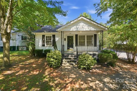 1327 Eden Terrace active home in College Park, Rock Hill, SC