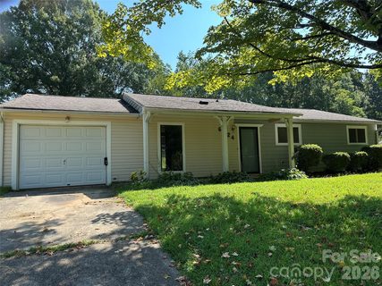 Homes in Eastwoods, Charlotte
