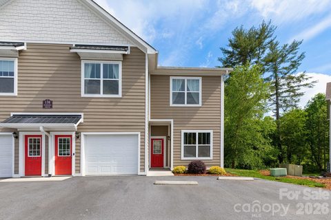 138 Foxden Drive active condo in Fox Glen Condominium, Fletcher, NC