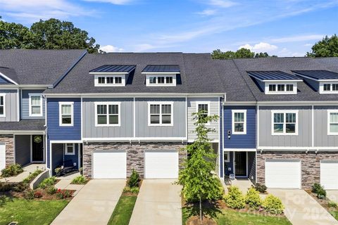 2629 Ruby Dixon Crossing Drive active townhome in Ruby Dixon Crossing, Gastonia, NC