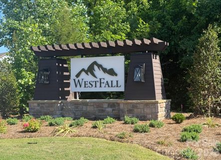 2548 Selbourne Drive pending townhome in Westfall, Gastonia, NC