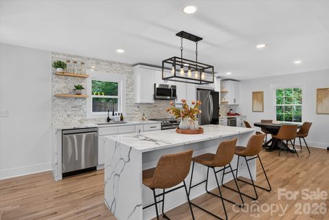 4415 Deepwood Drive pending home in Montibello Crossing, Charlotte, NC